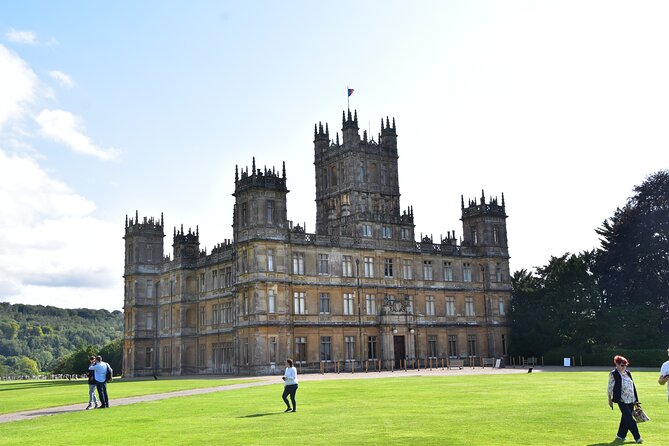 Private Downton Abbey Tour to Highclere Castle With Lunch Stop - A filming village, not a theme park