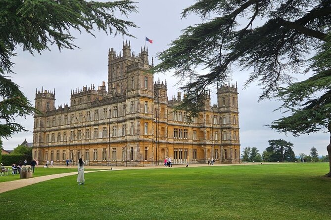 Private Downton Abbey Tour to Highclere Castle With Lunch Stop - Is $742 per person good value?