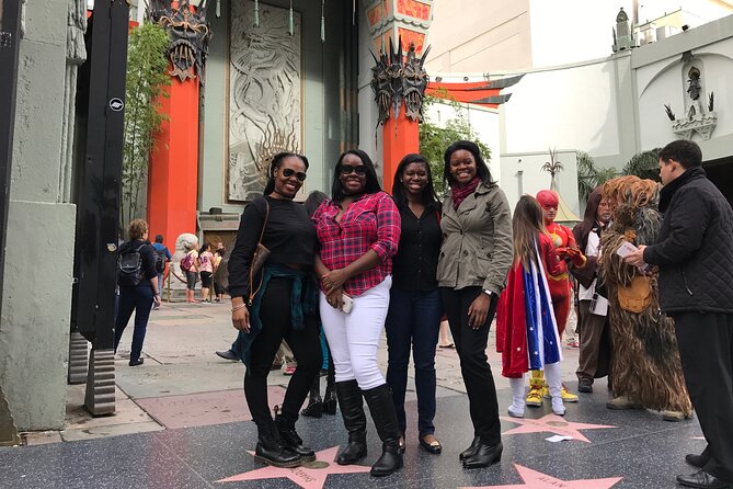Private Famous Hollywood Tour - Chinese Theatre: Hollywood’s grand movie palace