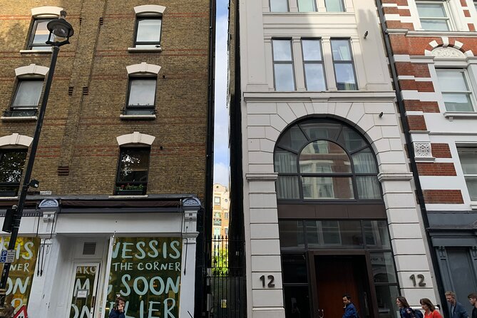 Private Guided Tour of Harry Potter Locations - English/ Italian - Leicester Square, Diagon Alley, and Gringott