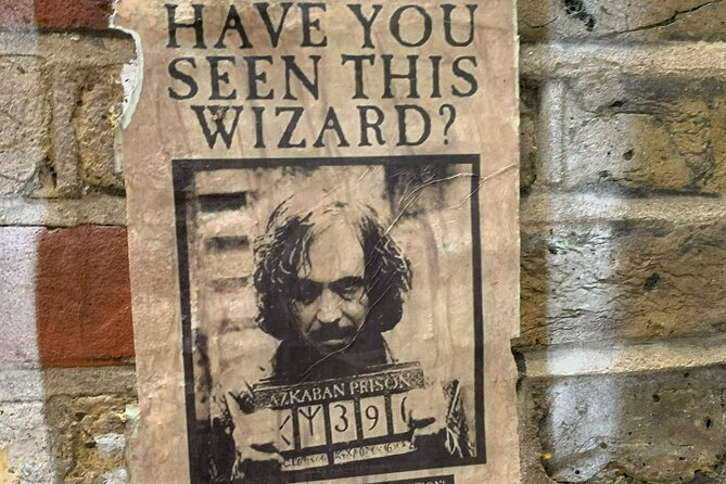 Private Guided Tour of Harry Potter Locations - English/ Italian - Ministry of Magic and the finish near Trafalgar Square