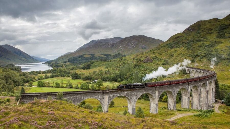 Private Harry Potter Day Tour For Small Groups - What the guides add to the day