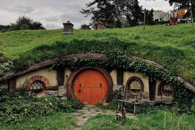 Private Hobbiton Movie Set and Rotorua Day Trip from Auckland - A big day from Auckland to Middle-earth and Rotorua