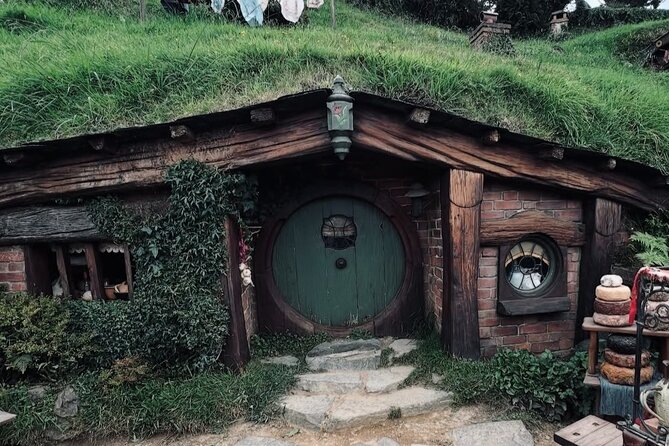 Private Hobbiton Movie Set and Rotorua Day Trip from Auckland - What the private format really adds