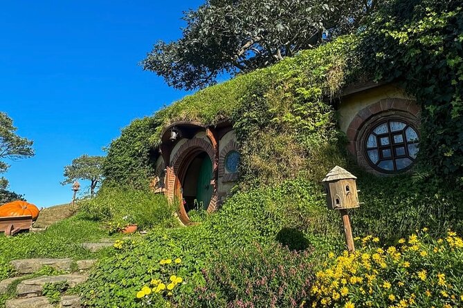 Private Hobbiton Movie Set and Rotorua Day Trip from Auckland - What the price includes, and what it does not