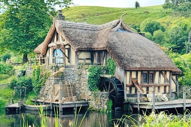 Private Hobbiton Movie Set and Rotorua Day Trip from Auckland - The timing and physical demands