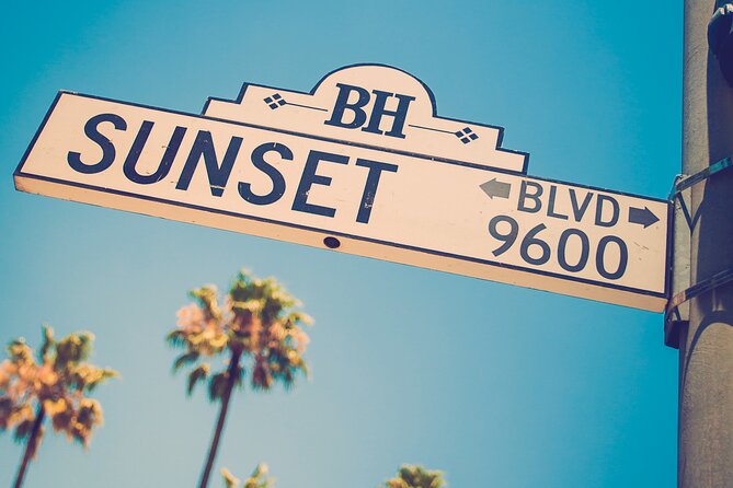 Private Hollywood and Celebrity Homes Bus Tour - Beverly Hills and the ten-minute photo stop