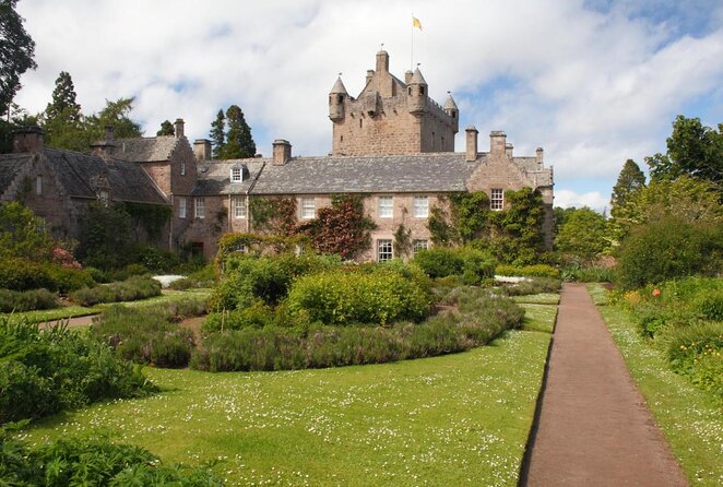 Private Outlander & Cawdor Castle Tour - What This Private Day Really Covers