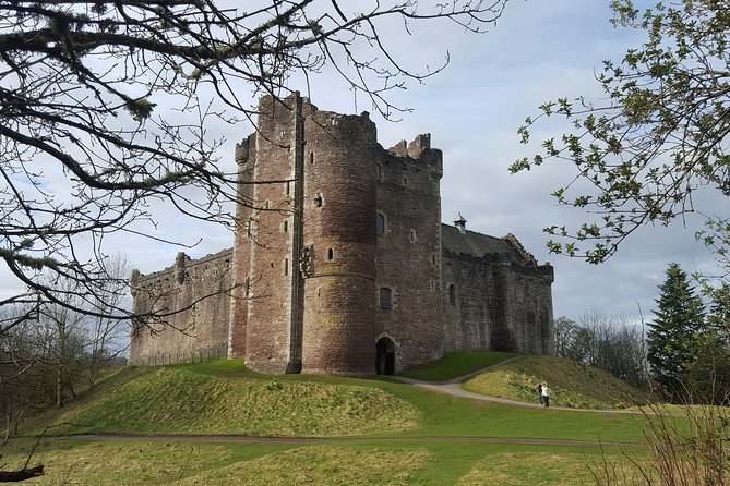 Private Outlander Day Tour from Edinburgh - Midhope Castle, the real Lallybroch