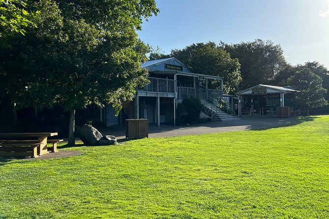 Private Round Trip Transport To Hobbiton From Auckland - The return journey to Auckland