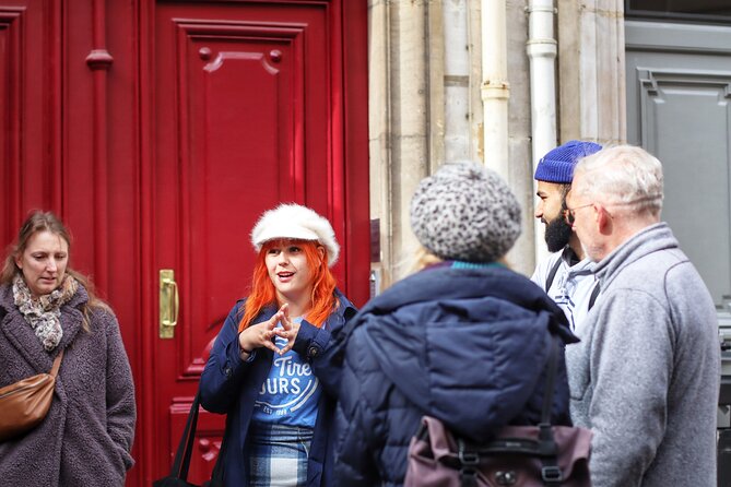 Private Screen to Streets: A TV Show-inspired Paris Walking Tour - Starting at Fontaine de l’Estrapade