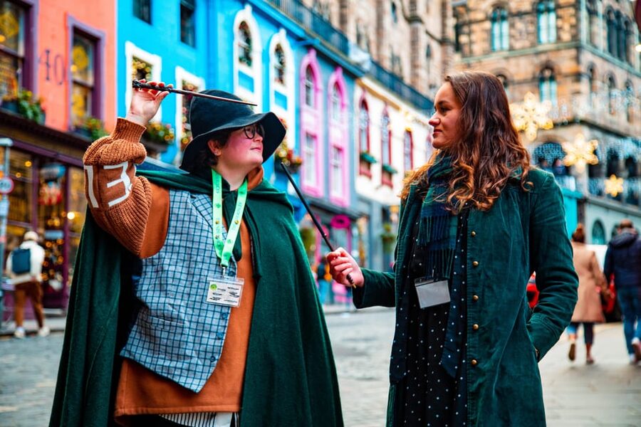 Private tour: discover the city which inspired Harry Potter - Meeting at Parliament Square