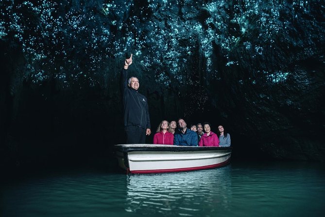 Private Tour: Hobbiton & Waitomo Glowworm Cave Experience - Waitomo’s glowworms and underground river