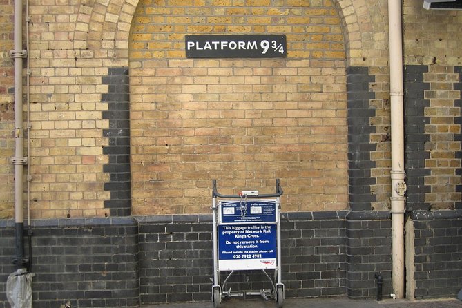 Private Tour of Harry Potter locations in London - Starting at Westminster and finding the Ministry of Magic