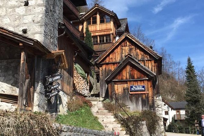 Public 8h tour to sites of "The Sound of Music Movie" & Hallstatt - Guides are the real strength