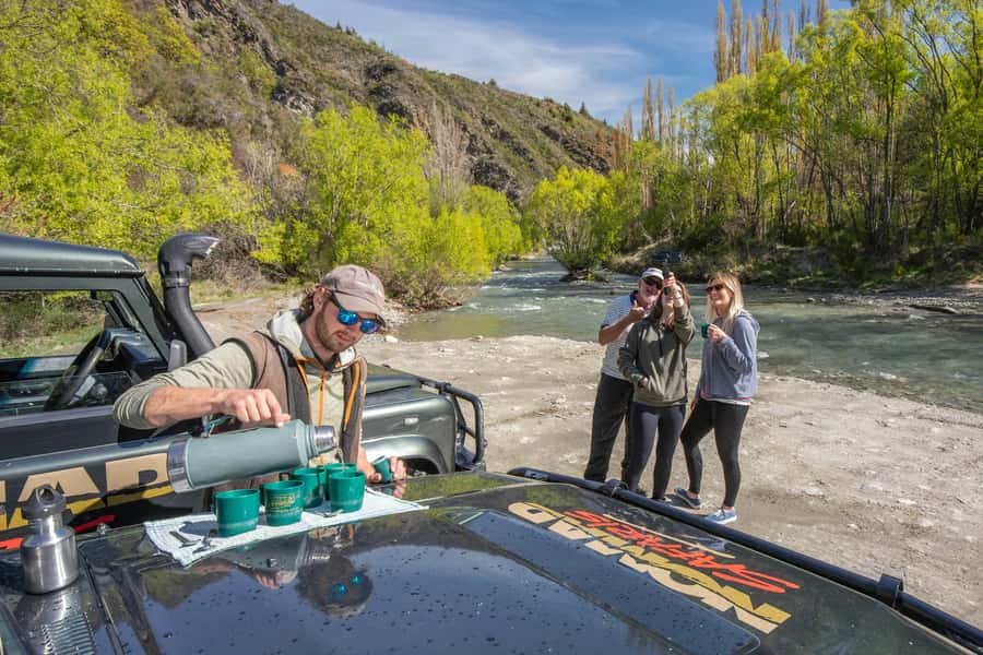 Queenstown: 4WD Lord Of the Rings Half-Day Tour - Kawarau Gorge and the Pillars of the Kings