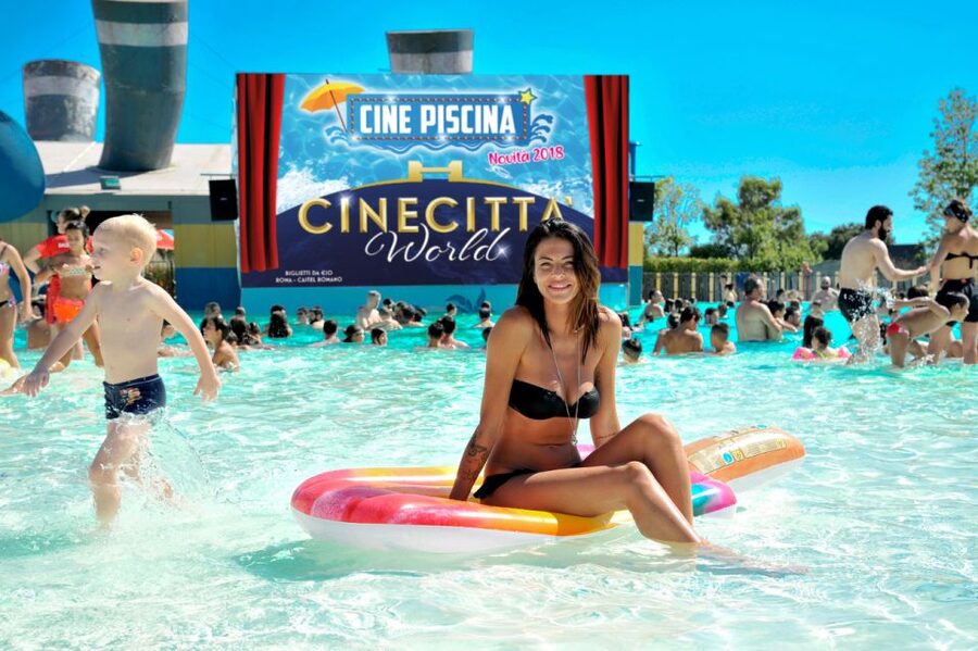 Rome: Cinecittà World the Cinema Theme Park - Jurassic War and a journey 60 million years back