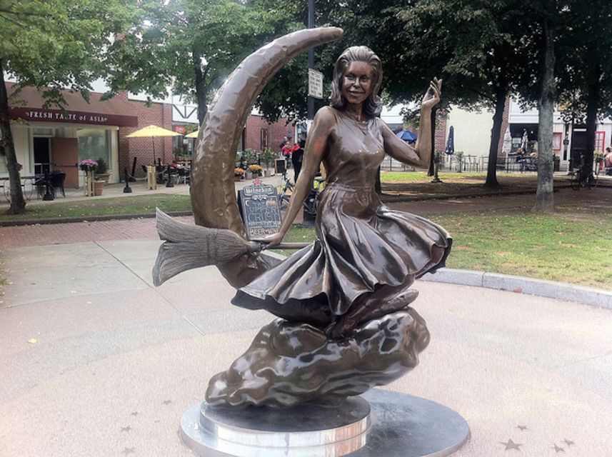 Salem: Hocus Pocus Movies and More Tour - Is $25 a fair price?