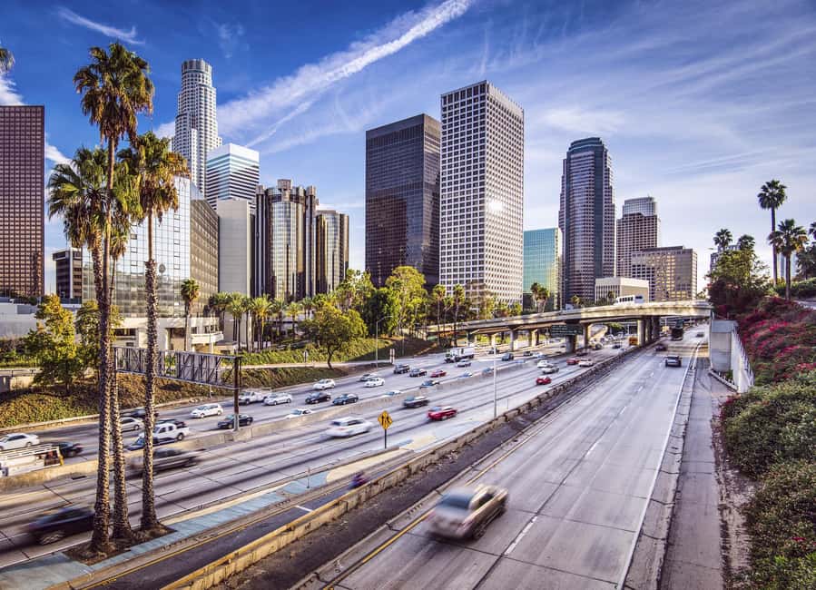 Santa Monica: Hollywood, Beverly Hills & Celebrity Home Tour - Price, comfort, and the traffic question