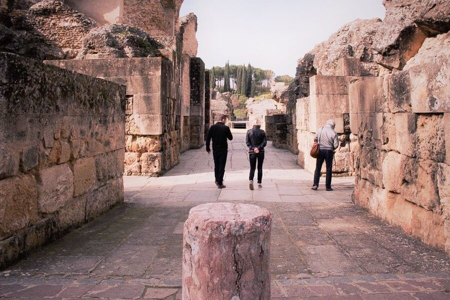 Seville: Game of Thrones and Roman Empire Italica Tour - What the 4.3 rating means for your decision