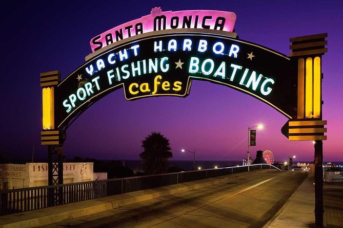 Small-Group Day Tour of Hollywood, Los Angeles and Beaches from Anaheim - Venice Beach: 30 minutes of California oddness