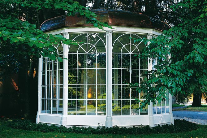Sound of Movies: Musical Tour to Salzburg from Vienna - Salzburg’s Mirabell Gardens and movie scenes