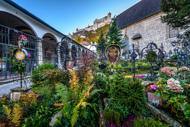 Sound of Movies: Musical Tour to Salzburg from Vienna - Schloss Leopoldskron in winter