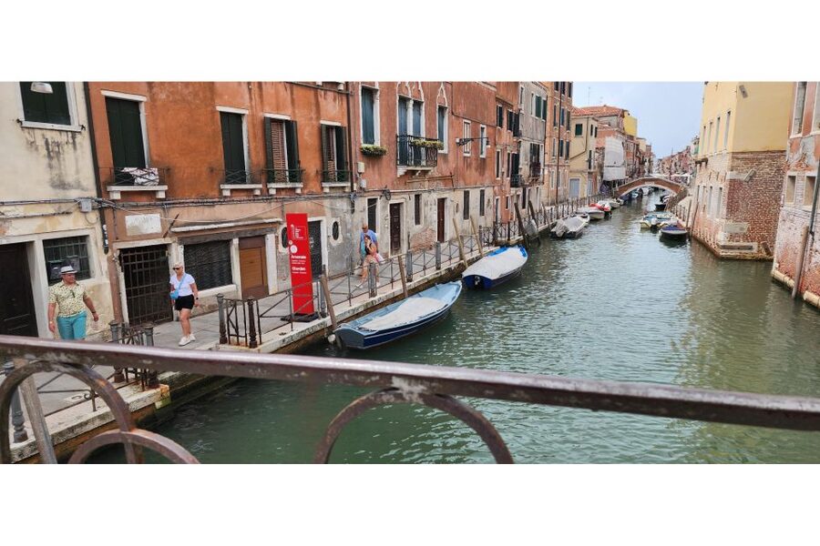 Spider-Man, The Tourist & all Movie Locations in Venice - A Private Walk That Can Adapt to Your Group