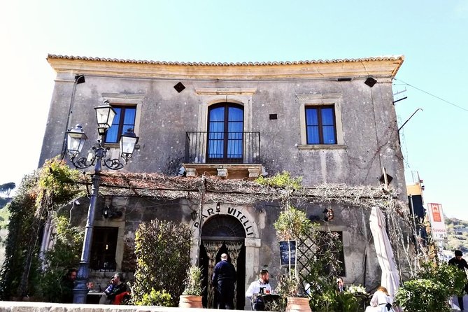The Godfather movie tour from Catania - Taormina gives the afternoon a different mood