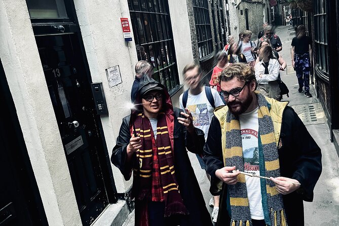 The Harry Potter Walking Tour with Potter-Vision - Shakespeare’s Globe and a Tudor-era connection