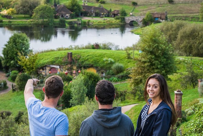 The Hobbiton Movie Set Small-Group Guided Tour from Auckland - What to bring and how to prepare