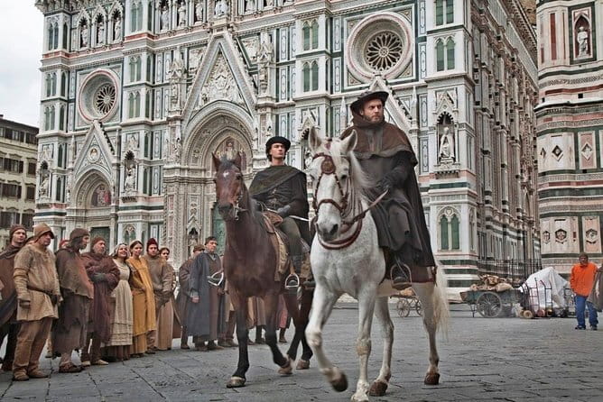 The Medici Family: Lorenzo The Magnificient and the TV movie - Why the Medici story works best inside their palace