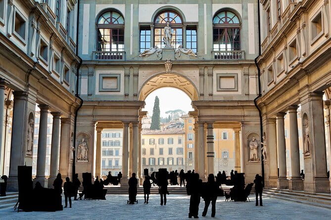 The Medicis: The Movie, The Family, The Palace! - Timing, pickup, and the practical details