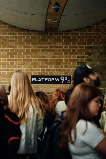 The most complete and exclusive Harry Potter tour in London - The walking, language, and family question