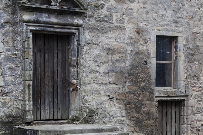 The Outlander 1 Day Experience - Culross: Cranesmuir’s old streets and Mercat Cross