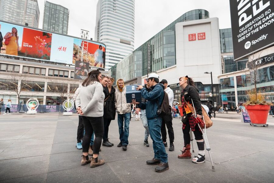 Toronto: Hollywood North Experience Film & TV Tour - City Hall and Nathan Phillips Square
