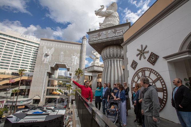Total Hollywood Experience with Walk of Fame and Celebrity Homes Tour - The Chinese Theatre and footprints of movie history