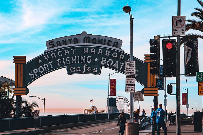Tour Los Angeles and Hollywood Small Group from Las Vegas - Griffith Observatory and the best view of the day