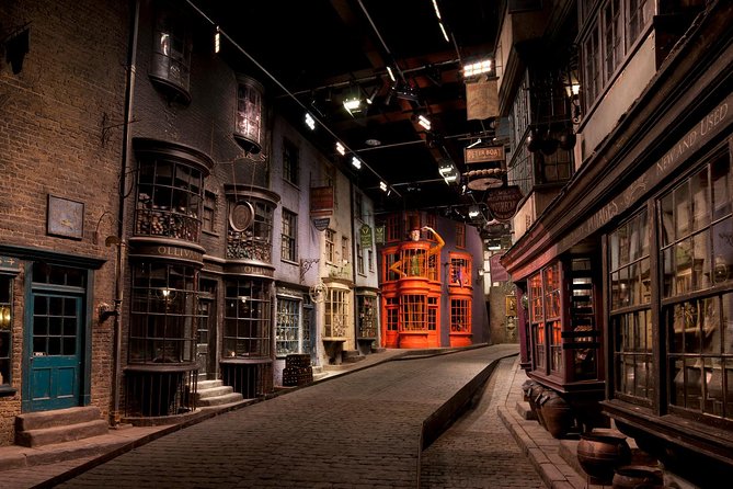 Warner Bros Studio Tour London - The Making of Harry Potter with Hotel Pick-up - Key things to know before booking
