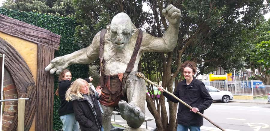 Wellington: Lord of the Rings Filming Locations Tour - Lunch, timing, and the Mount Victoria payoff
